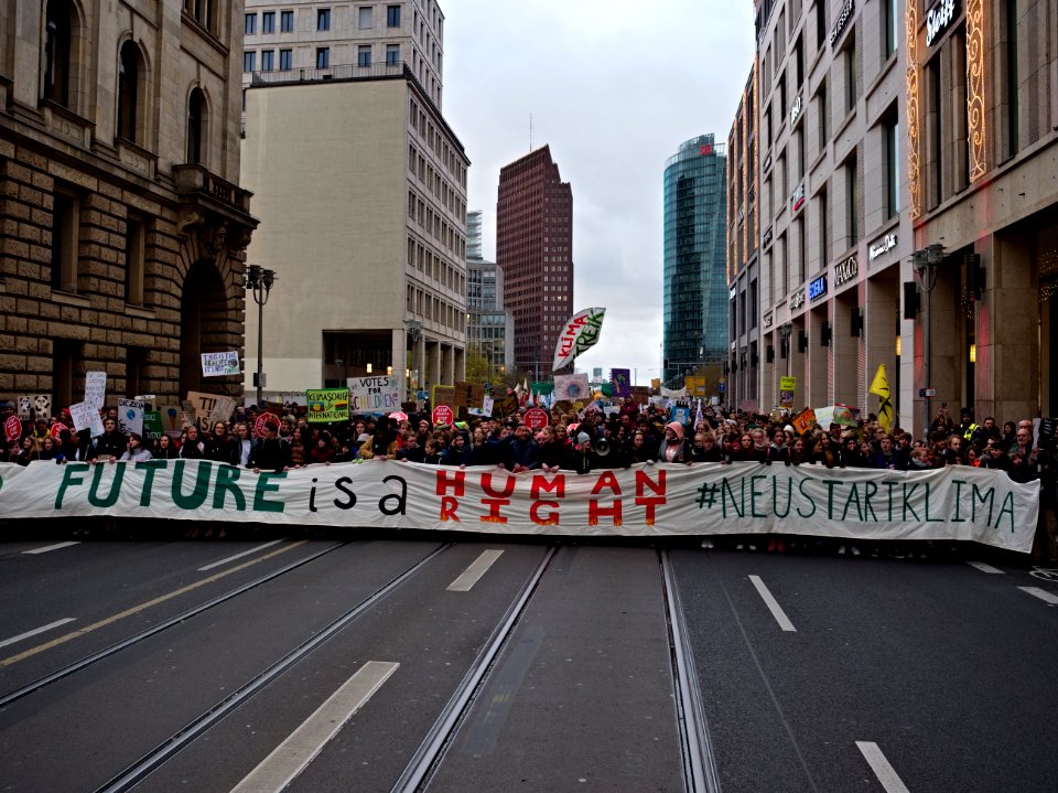 4th_Global_Climate_Strike_Berlin_FridaysForFuture_demonstration_front_11