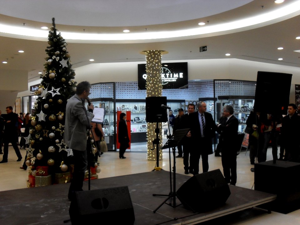5_prosinec_2013_-_slavnostni_otevreni_Fontany_v_Teplicich_9