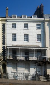 5_Pavilion_Parade,_Brighton_(NHLE_Code_1380712)_(August_2019)