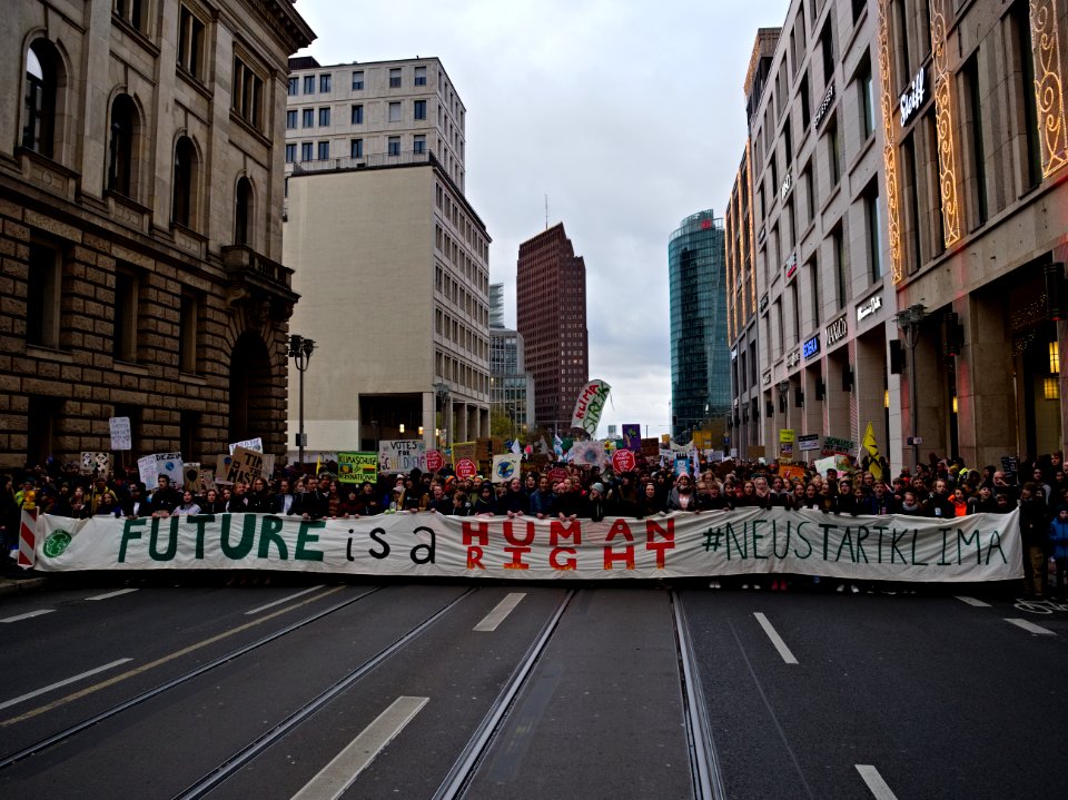 4th_Global_Climate_Strike_Berlin_FridaysForFuture_demonstration_front_21