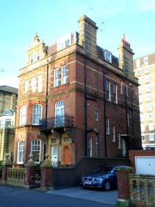 5_Kings_Gardens,_Hove_(April_2013)