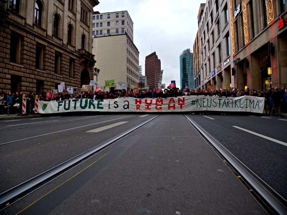 4th_Global_Climate_Strike_Berlin_FridaysForFuture_demonstration_front_07