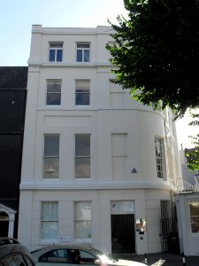 47_Old_Steine,_Brighton_(NHLE_Code_1380665_(August_2010)