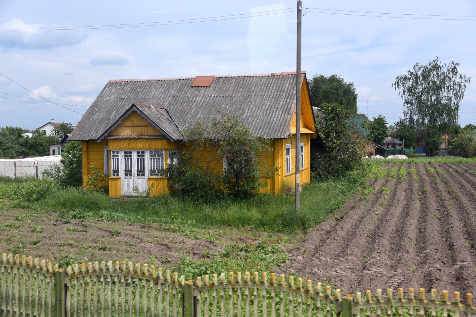 4592_Lida_Hrodna_Region_wooden_house_Belarus_May_2019