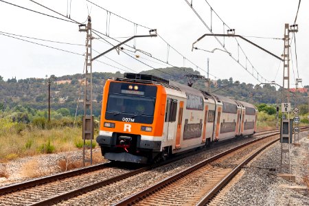 451-007-9,_Spain,_Tarragona,_Tarragona_-_Torredembarra_stretch_(Trainpix_200225)