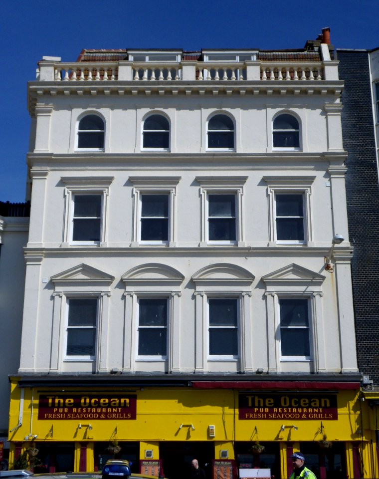 44–45_King's_Road,_Brighton_(April_2013)