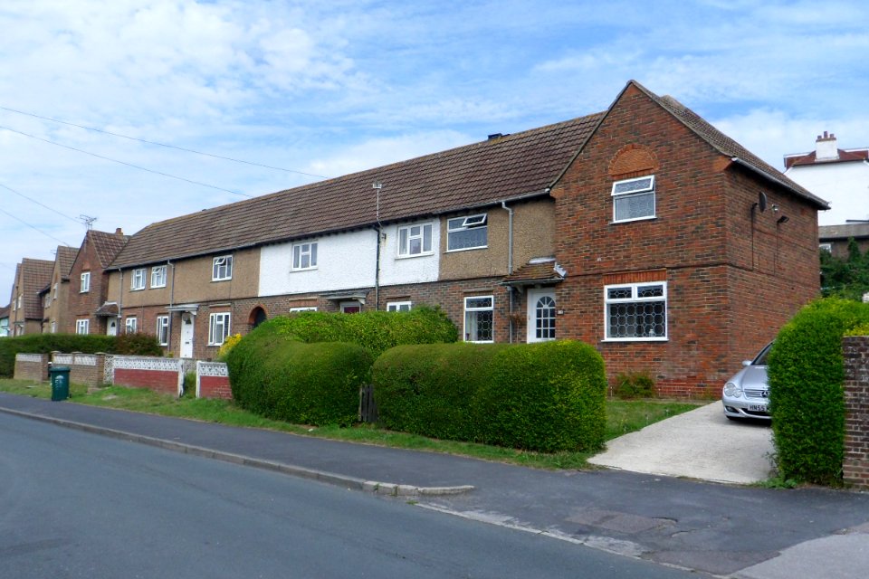 52–58_Hillside,_Moulsecoomb_(August_2013)