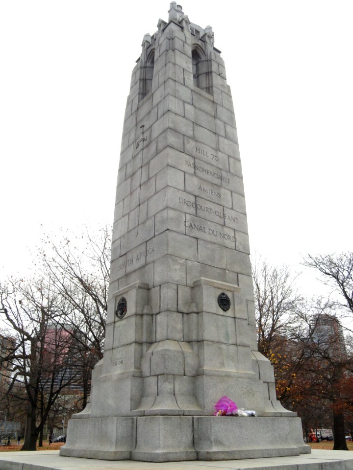48th_Highlanders_Regimental_Memorial_-_DSC09888