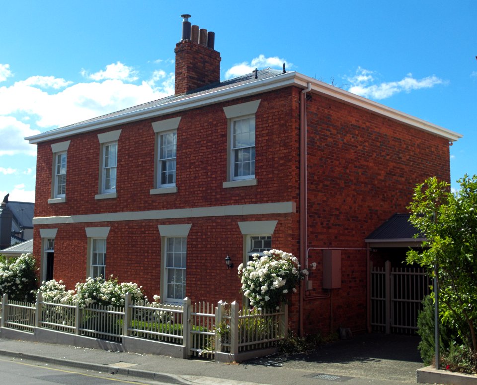 48-50_Hampden_Road_20171118-007