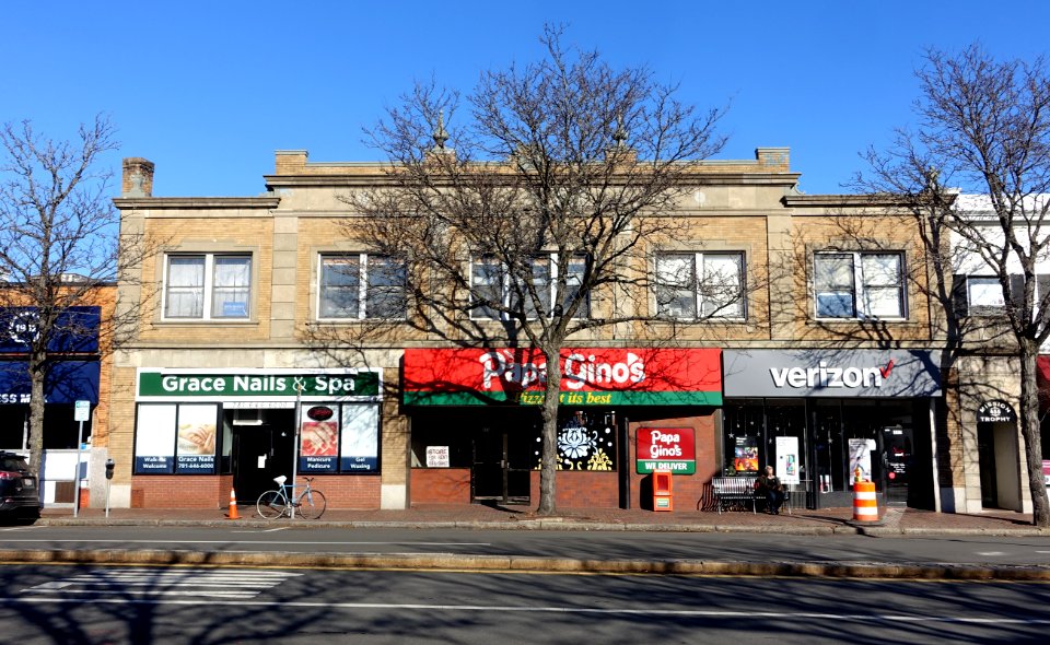 459_Massachusetts_Ave_-_Arlington,_MA_-_DSC03247