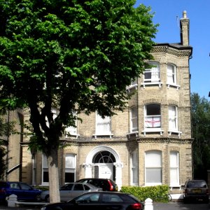 58_The_Drive,_Hove_(NHLE_Code_1209787)_(July_2010)