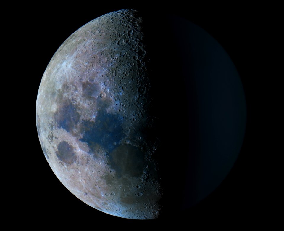 58_Percent_Moon_in_Full_Colour_with_Earthshine