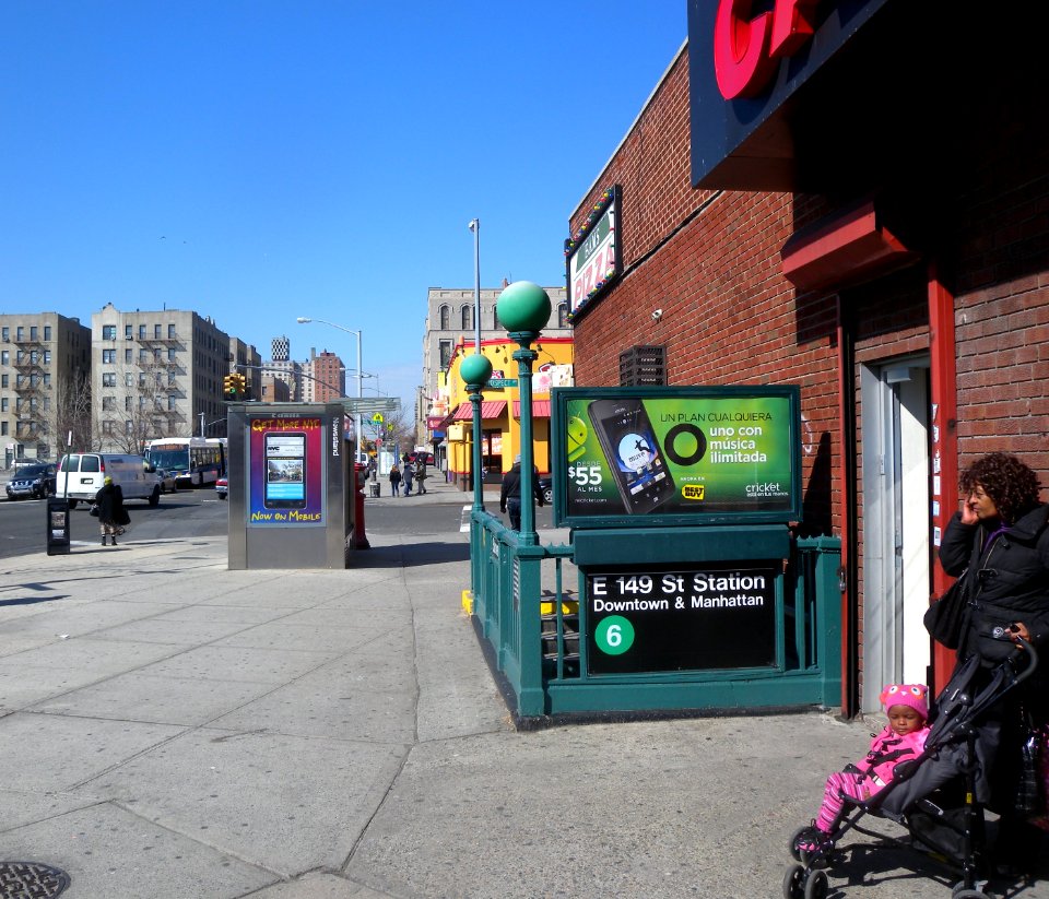 6_sta_E149_Prospect_Av_jeh