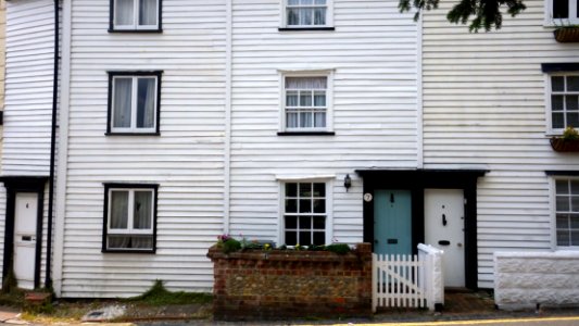 6-7_Church_Street,_Old_Town,_Bexhill