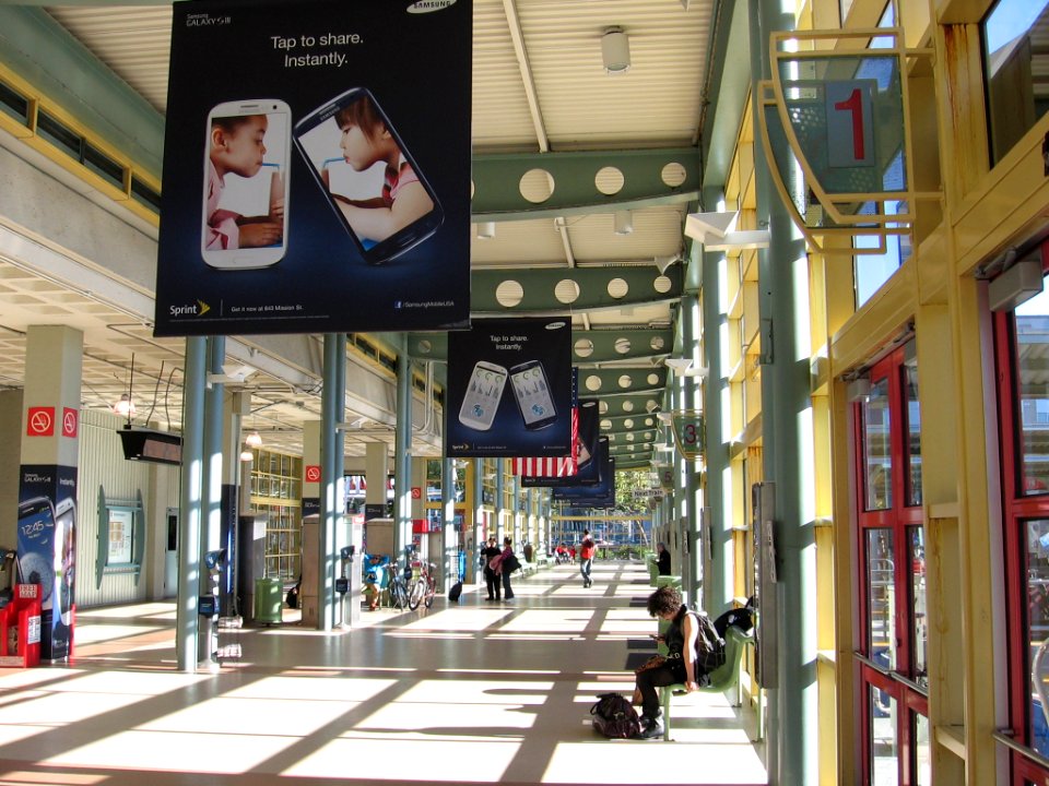 4th_and_King_Station_2996_03
