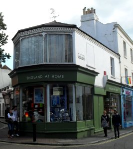 59_Ship_Street,_Brighton_(NHLE_Code_1380923)_(August_2010)