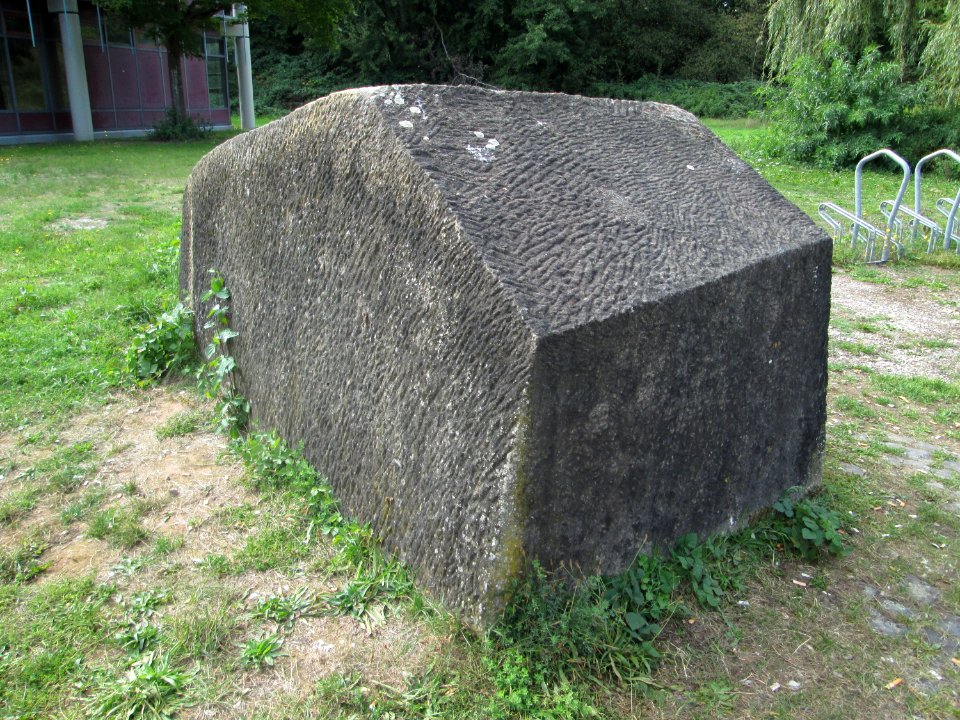20190922Skulptur_ohne_Titel_Leo_Kornbrust2