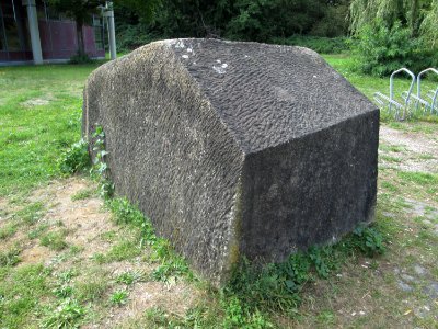 20190922Skulptur_ohne_Titel_Leo_Kornbrust2