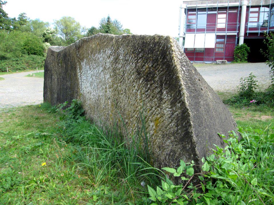 20190922Skulptur_ohne_Titel_Leo_Kornbrust3