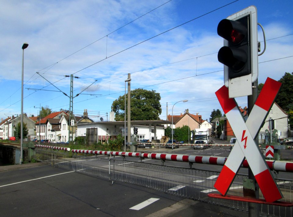 20191016Bahnübergang_Güdingen1