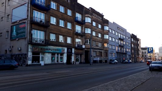 20191013_075724_Piotrkowska_Street_in_Lodz_2019