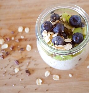 Vegan oatmeal chia