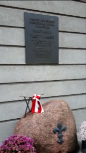 20191110_152343_Głaz_i_tablica_upamiętniające_miejsce_rozstrzelania_harcerza_Wacława_Siedleckiego
