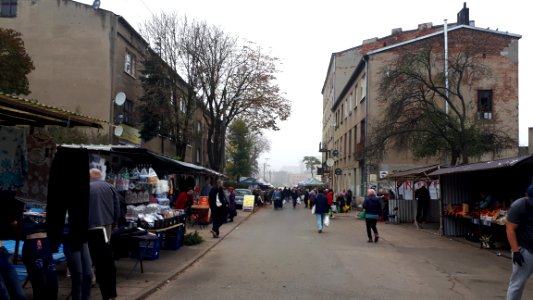 20191025_094409_Balucki_Rynek,_Lodz_2019