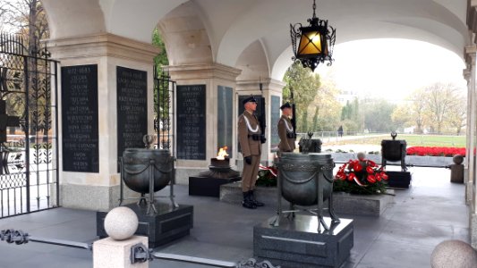 20191025_150554_Tomb_of_the_Unknown_Soldier_in_Warsaw_October_2019