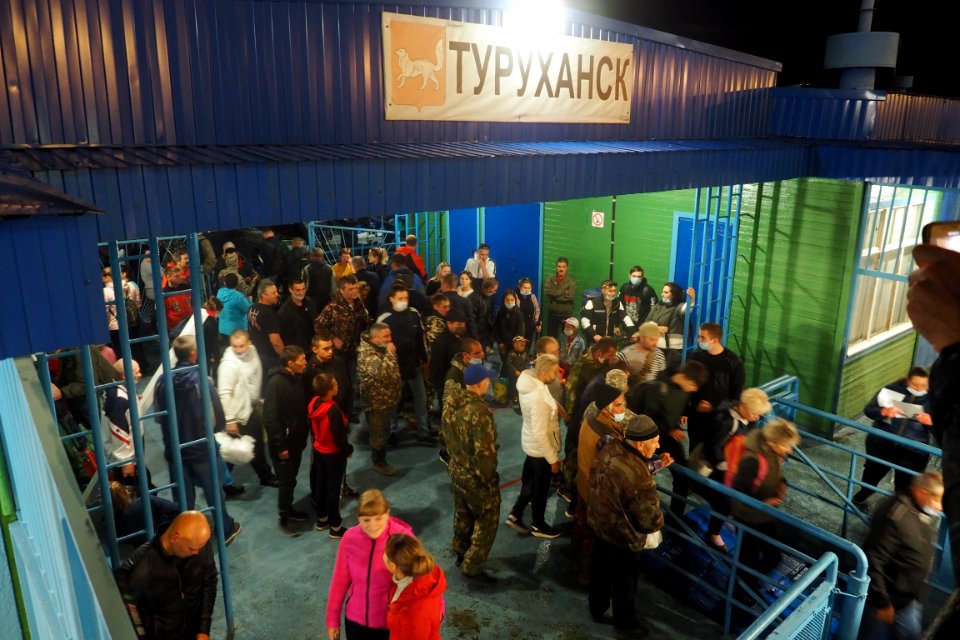 2020-08-21_00-17-08_Пристань_Туруханск