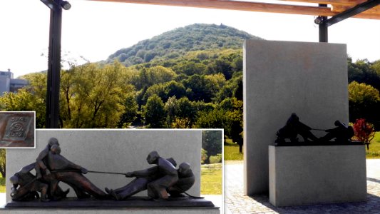 2020_Freital_'Tauziehen'_von_Olaf_Stoy_aufgestellt_am_8._Mai_2020