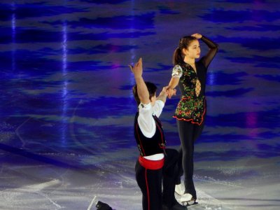 2020-02-26_-_Moscow_VTB_Arena_Ice_Show_-_Diana_Mukhametzianova,_Ilya_Mironov_-_Photo_5