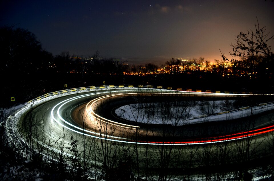 Competition light serpentine
