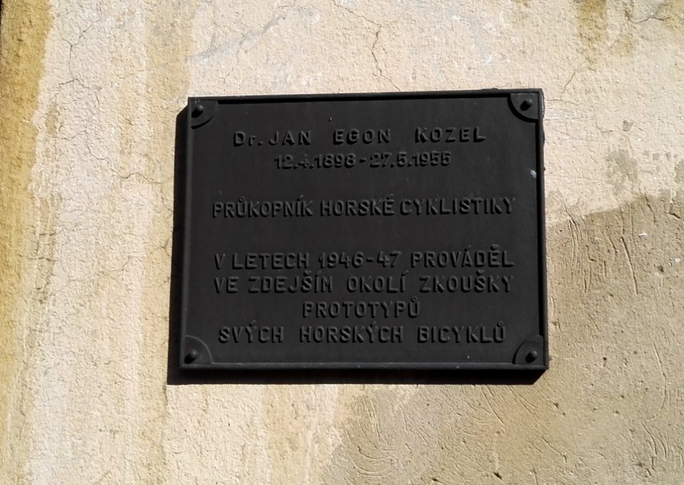2020_Kozinec_plaque_Kozel