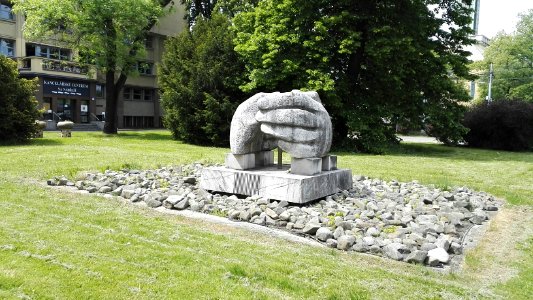 2020_Ostrava_sculpture_by_Myszak