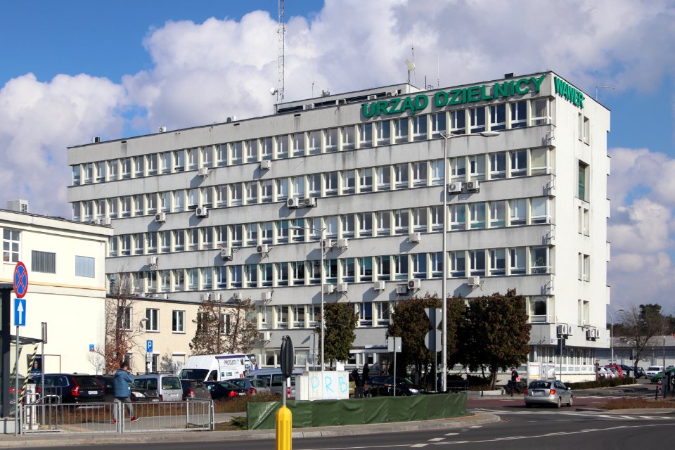 2020_Warszawa_Wawer_ratusz