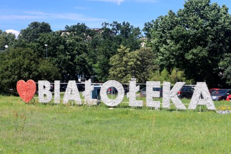 2020_Warszawa_napis_„Białołęka”_niedaleko_ratusza