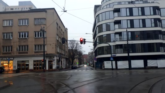 20191222_081340_Piotrkowska_Street,_Lodz