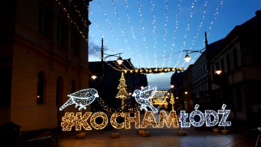 20191217_072452_Piotrkowska_Street_in_Łódź_December_2019