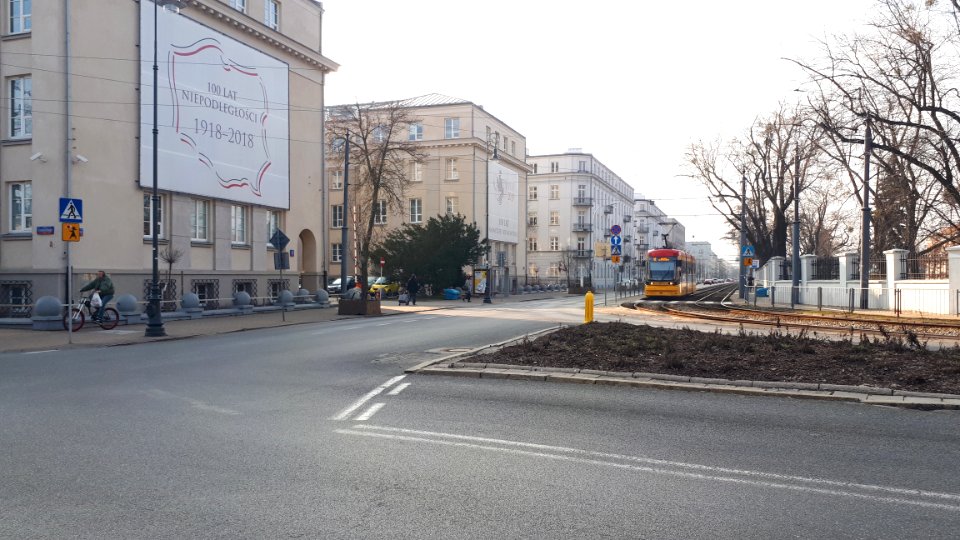 20190228_143040_filtrowa_street_in_Warsaw