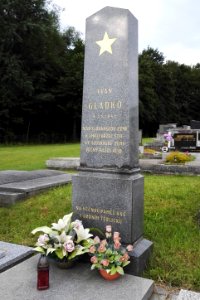 2020_Těrlicko_municipal_cemetery_2