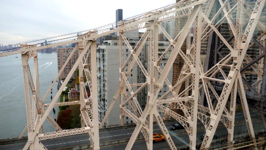 2019.11.05.144026_Queensboro_Bridge_Roosevelt_Island_Gondola_New_York_City