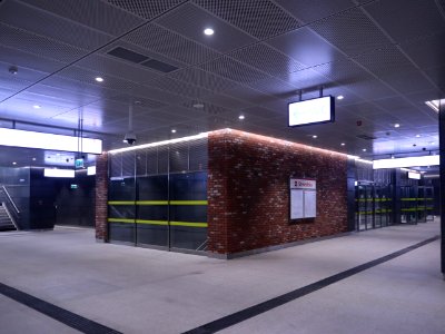 2019_Warszawa_metro_Szwedzka,_5 photo