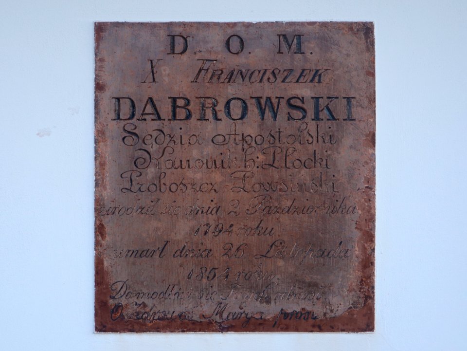 2019_Warszawa_cmentarz_w_Powsinie,_tablica_pamiątkowa,_2