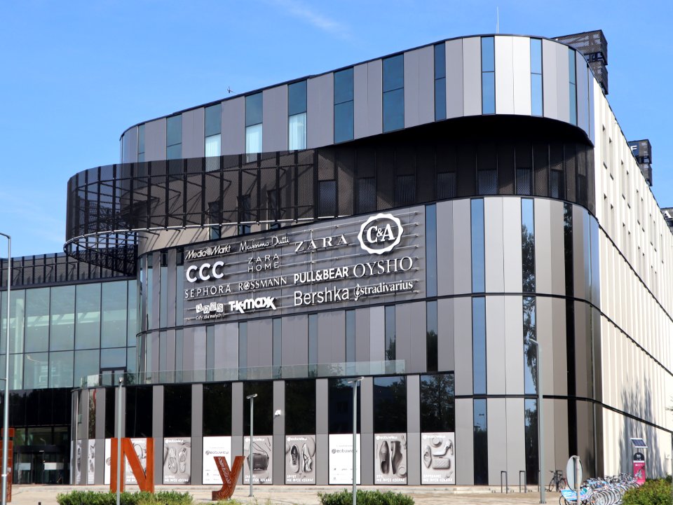 2019_Warszawa_Galeria_Młociny,_3