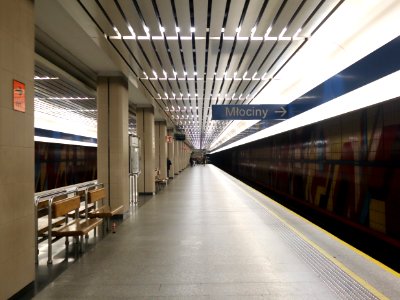 2019_Warszawa_Metro_Służew