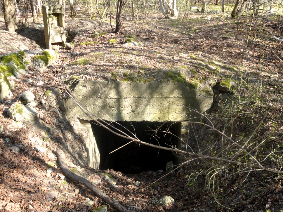 2019_Warszawa_Fort_Odolany,_1