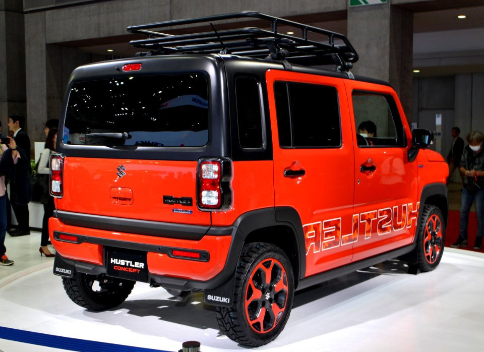 2019_Suzuki_Hustler_Concept_rear