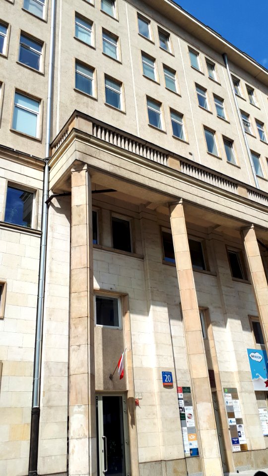 20190803_140458_20_Świętokrzyska_Street_in_Warsaw._August_2019