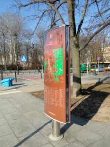 2019_Warszawa_aleje_Ujazdowskie,_tablica_z_mapą_MSI
